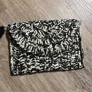 NWT Banana Republic Straw Crossbody Clutch